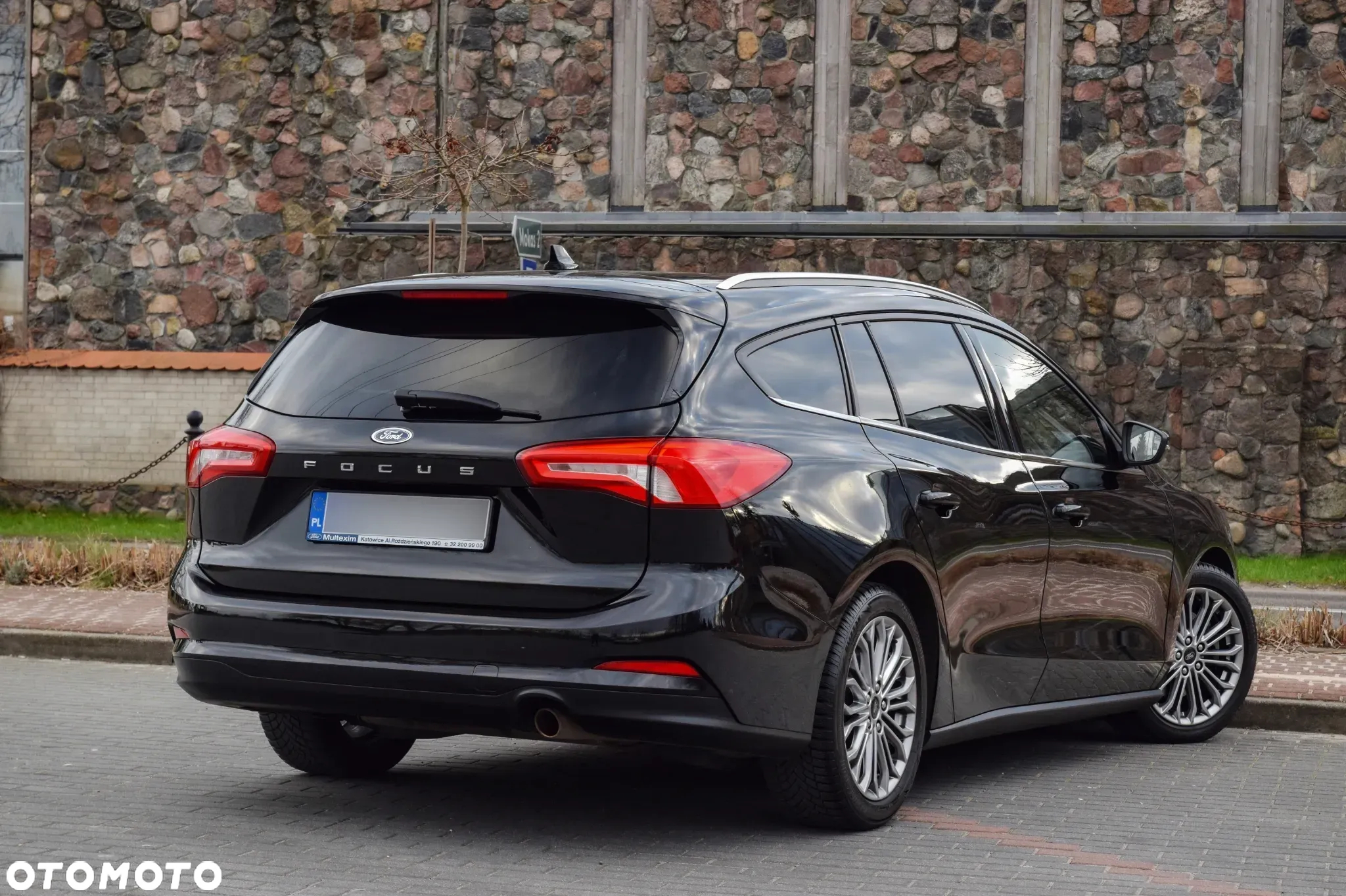 Ford Focus 1.5 EcoBoost Titanium X - 4