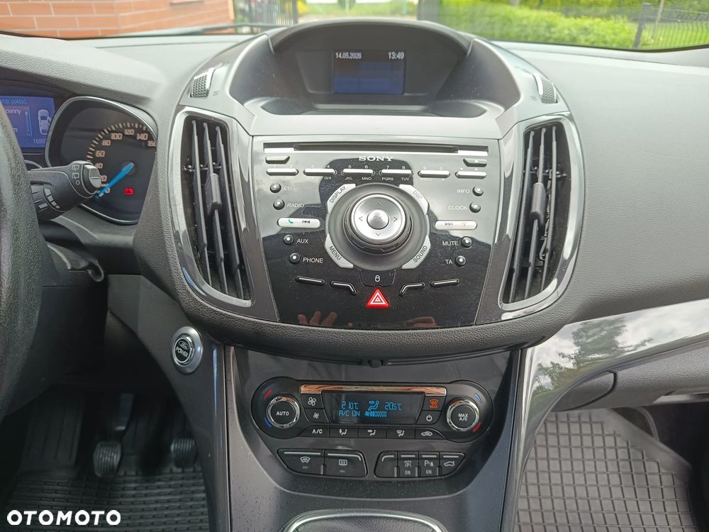 Ford Kuga 2.0 TDCi 4x4 Titanium - 28