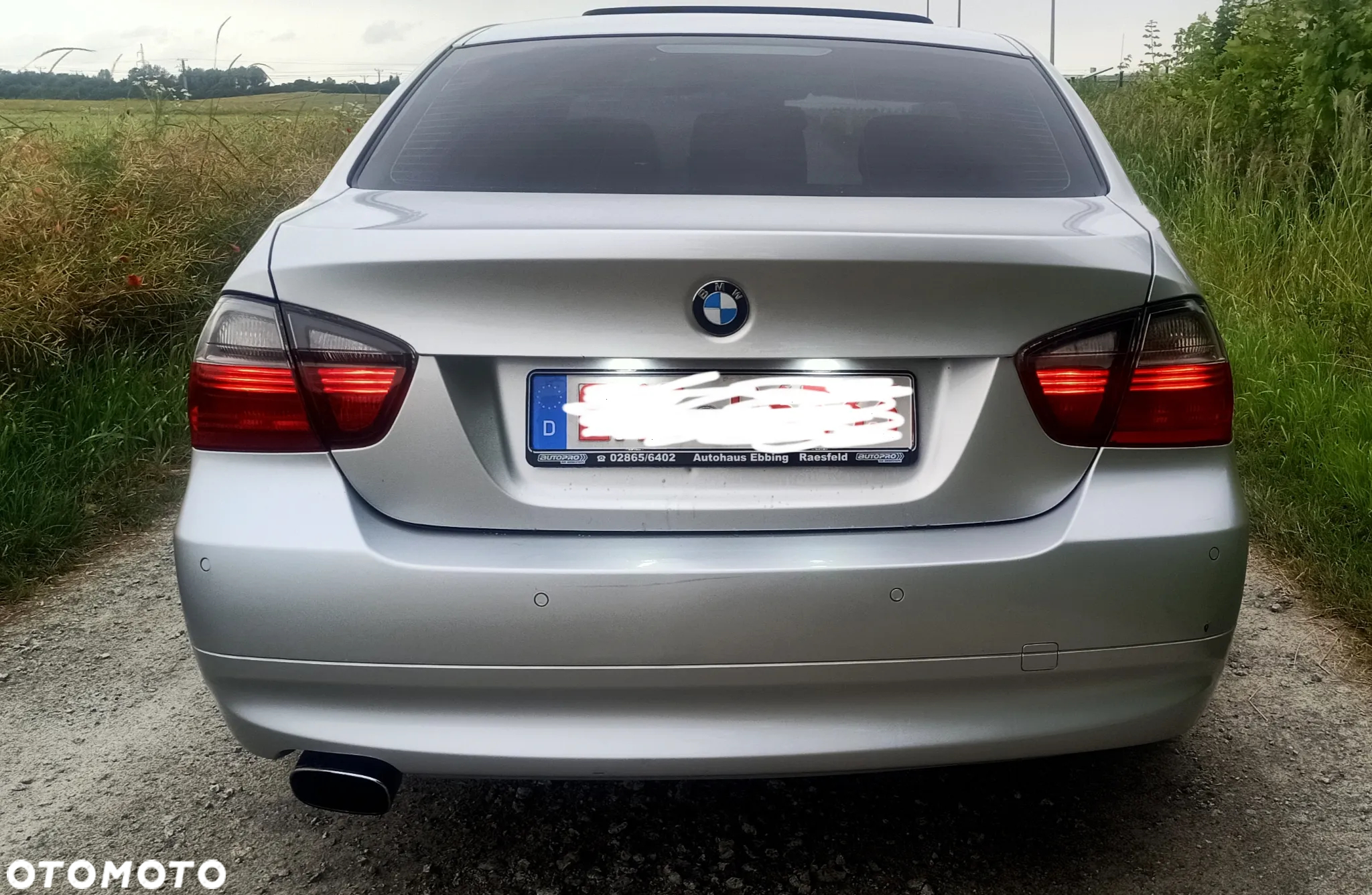 BMW Seria 3 320i - 5