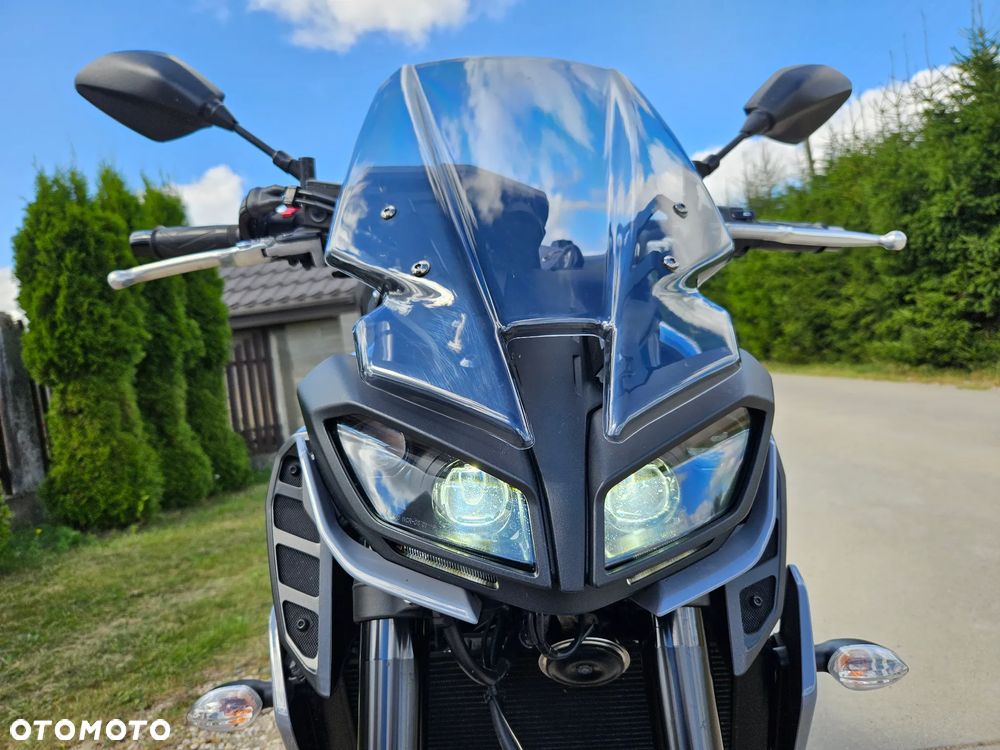 Yamaha MT - 24