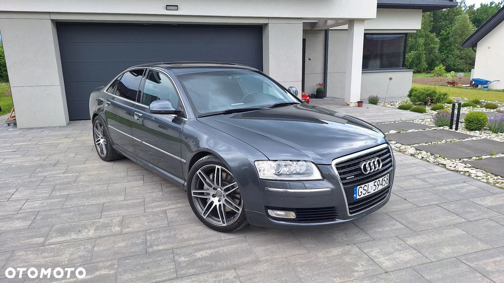 Audi A8 4.2 FSI Quattro - 1