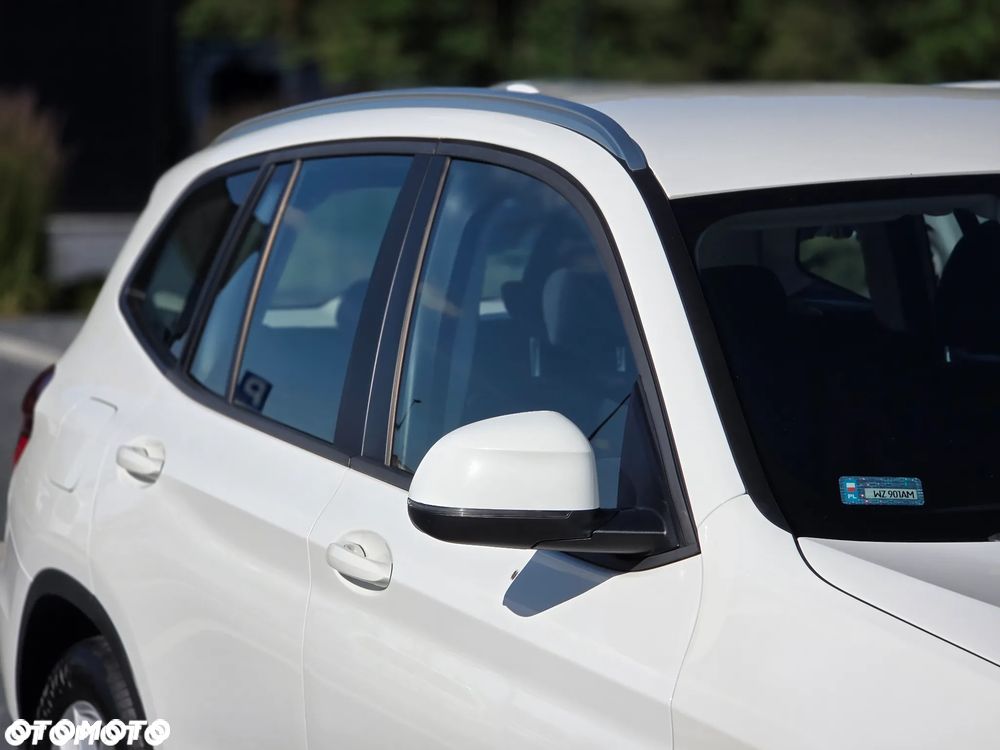BMW X3 xDrive20i GPF Business Edition sport - 33