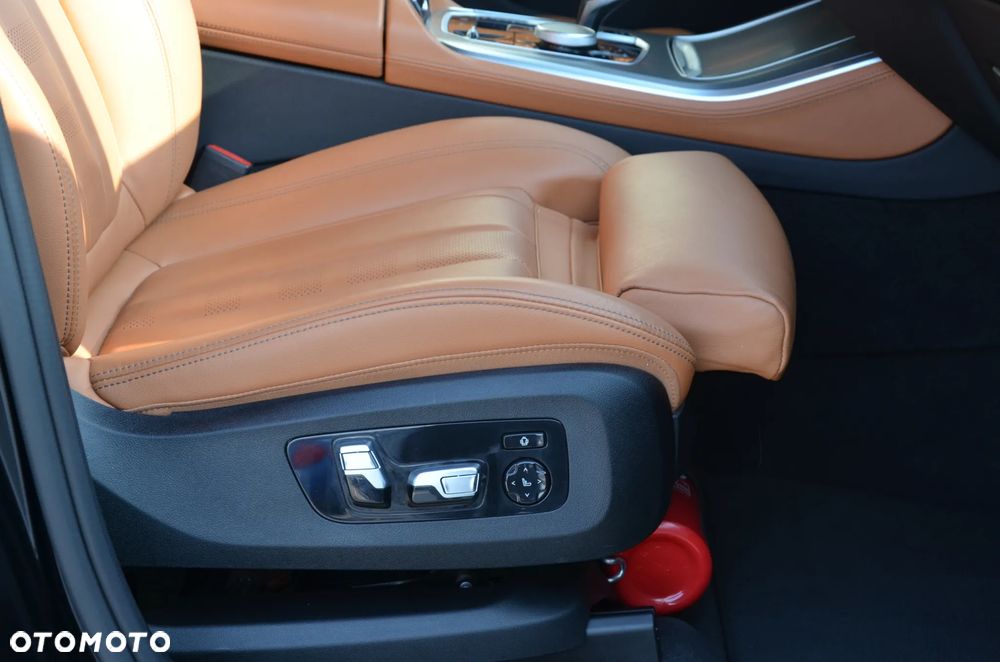 BMW X5 xDrive45e - 18