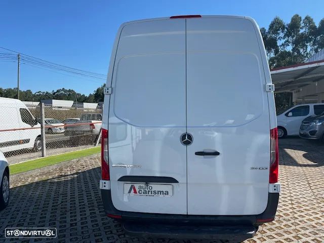 Mercedes-Benz SPRINTER 311Cdi CAIXA 3.30 METROS - 6