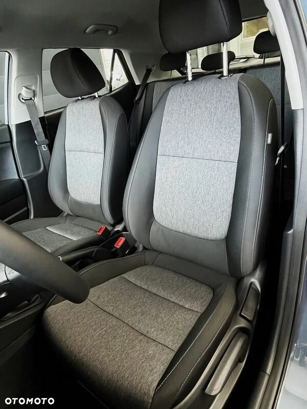 Kia Stonic 1.2 M - 11