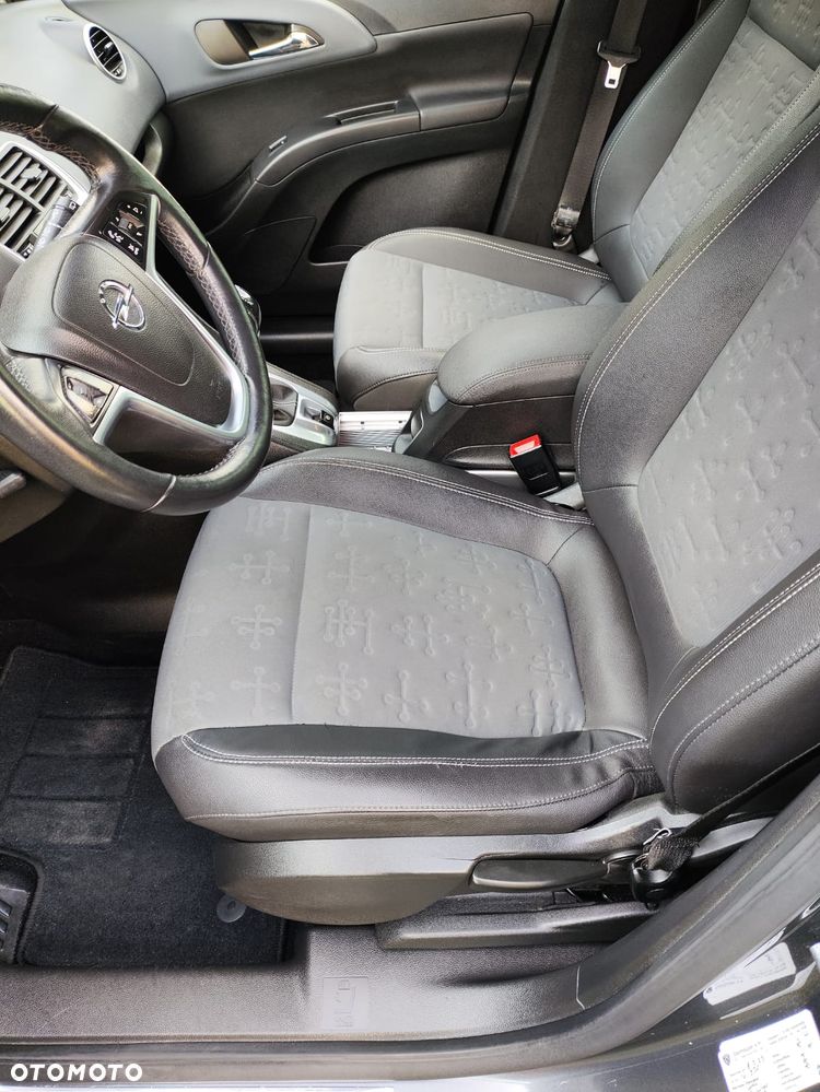 Opel Meriva - 17