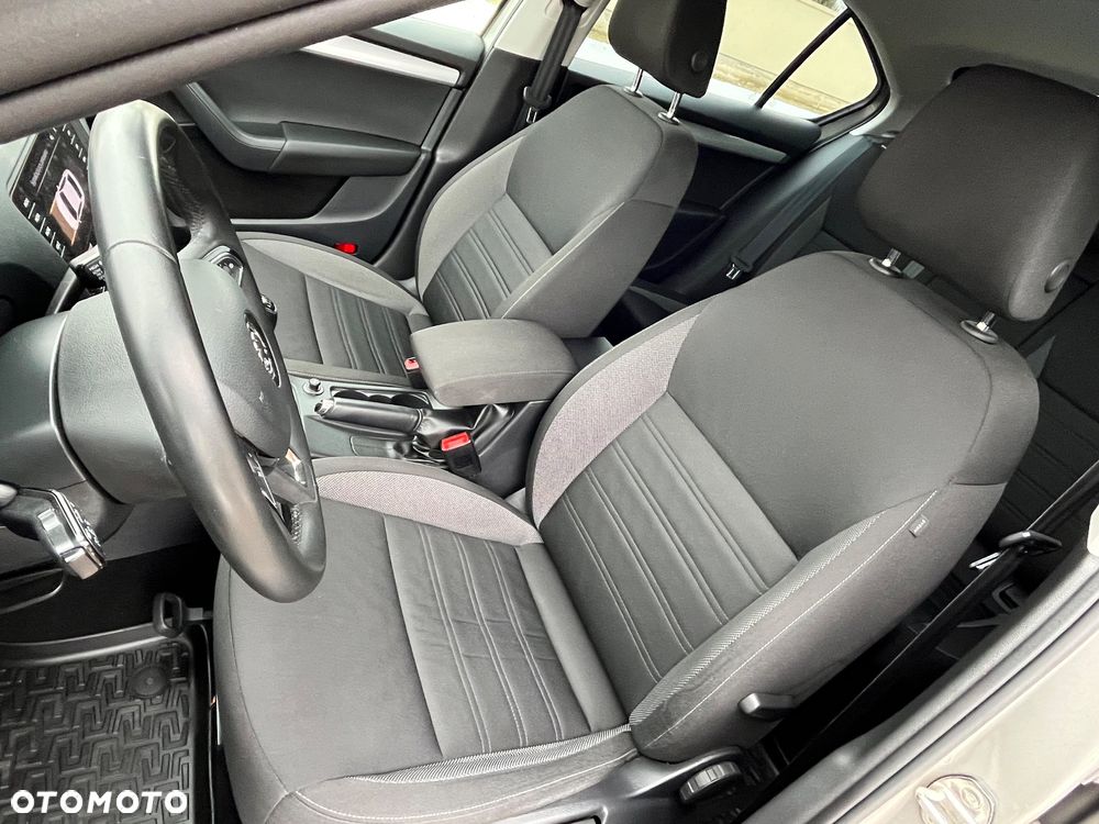 Skoda Octavia 1.4 TSI Ambition - 21
