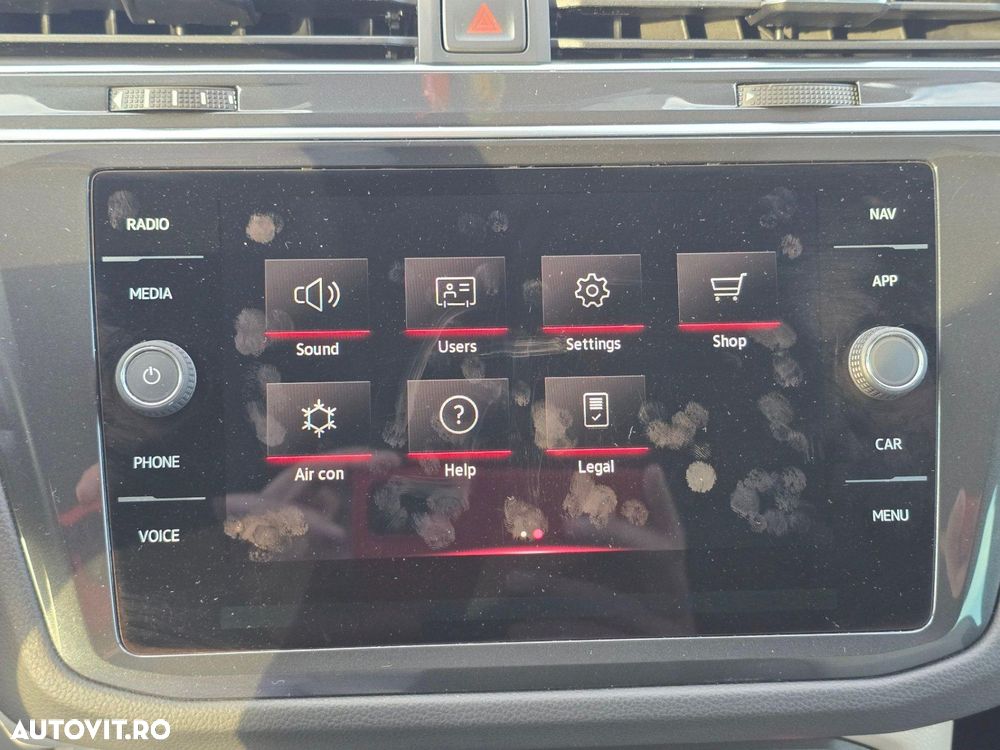 Volkswagen Tiguan - 25