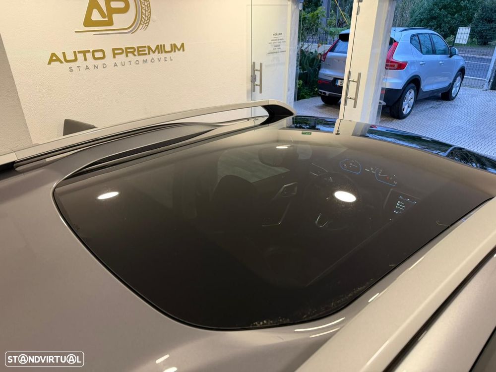 Peugeot 2008 1.2 PureTech Allure EAT6 - 27