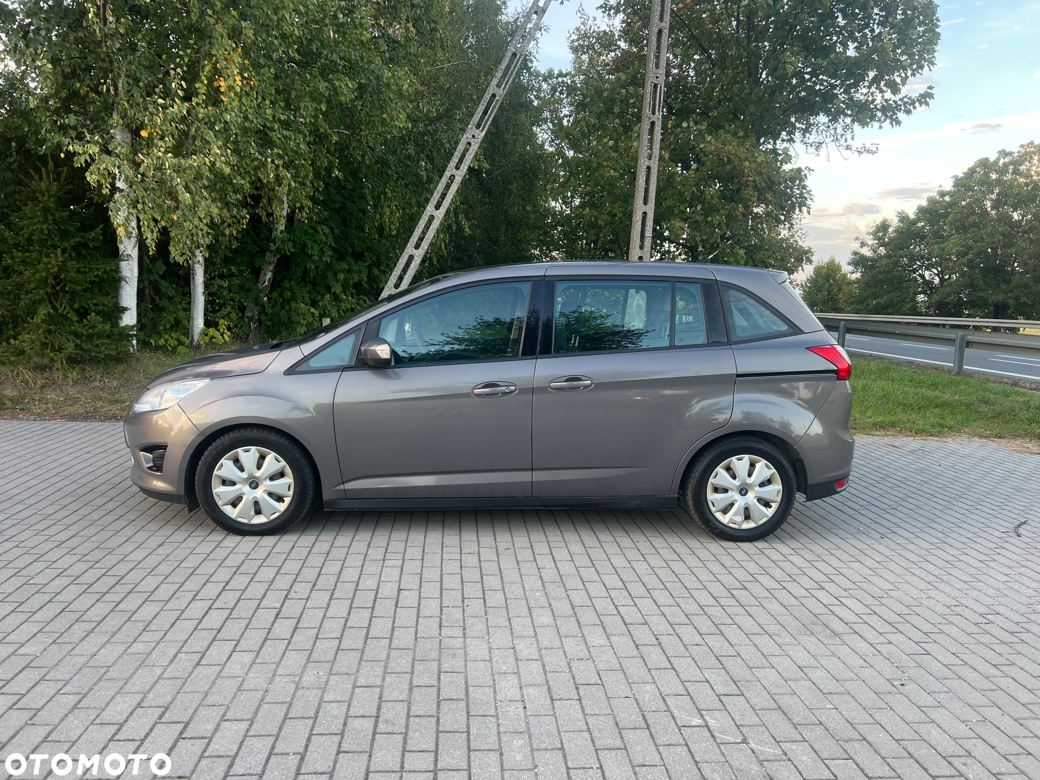 Ford Grand C-MAX 1.6 TDCi Titanium - 4