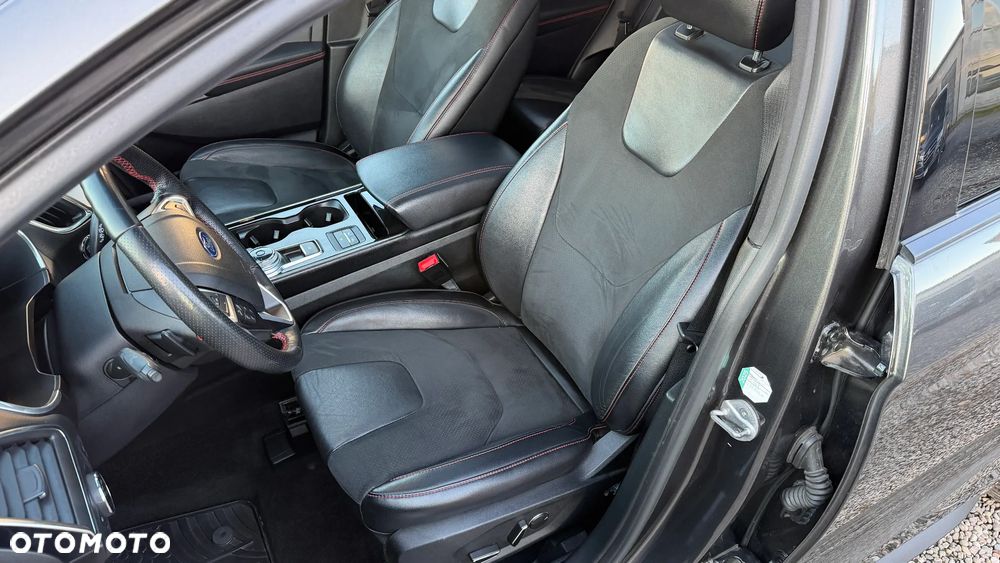 Ford Edge 2.0 EcoBlue Bi-Turbo 4x4 ST-LINE - 21