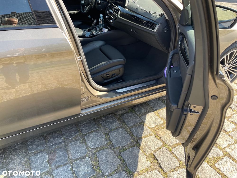 BMW Seria 5 530d Sport Line sport - 7