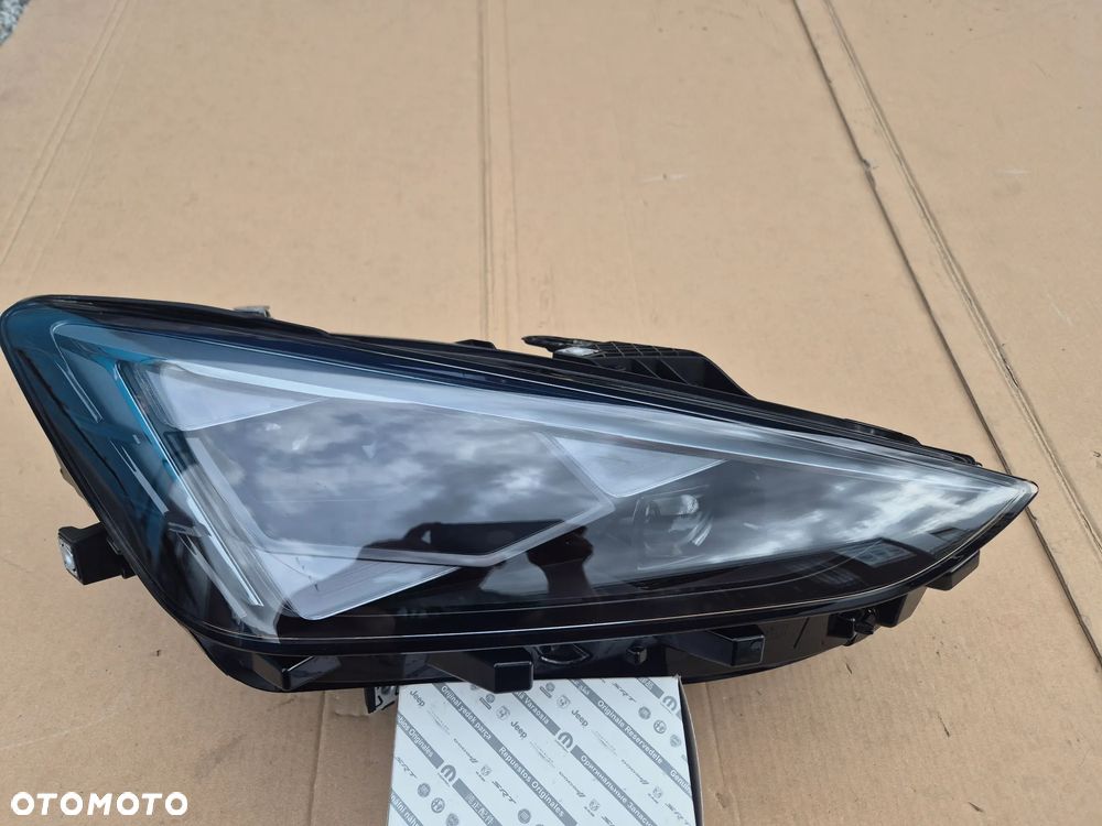 Cupra Formentor reflektor prawy Full LED.Lifting.2024-.5FG.941.036.F - 1