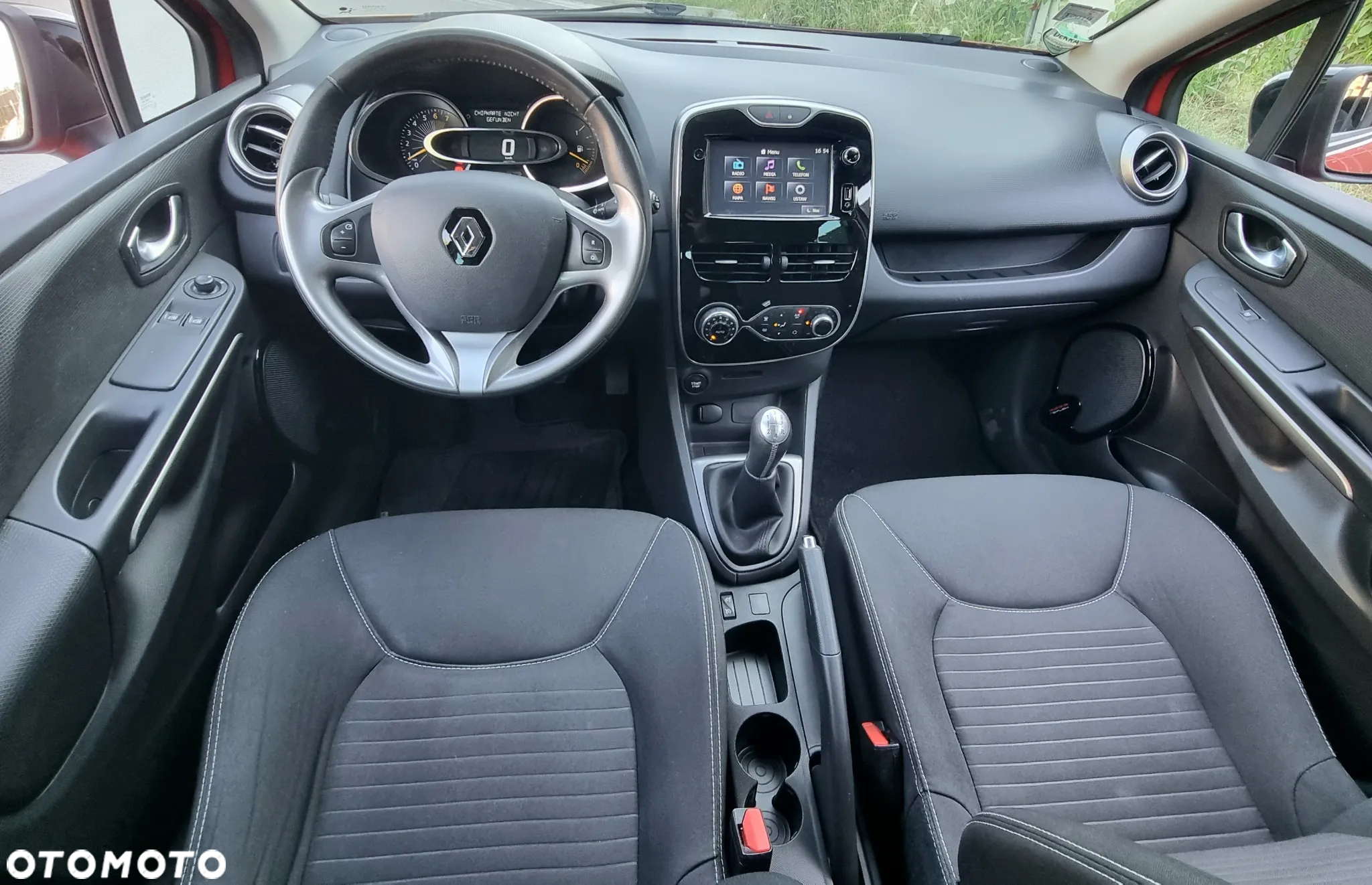 Renault Clio 1.2 16V Limited EU6 - 22