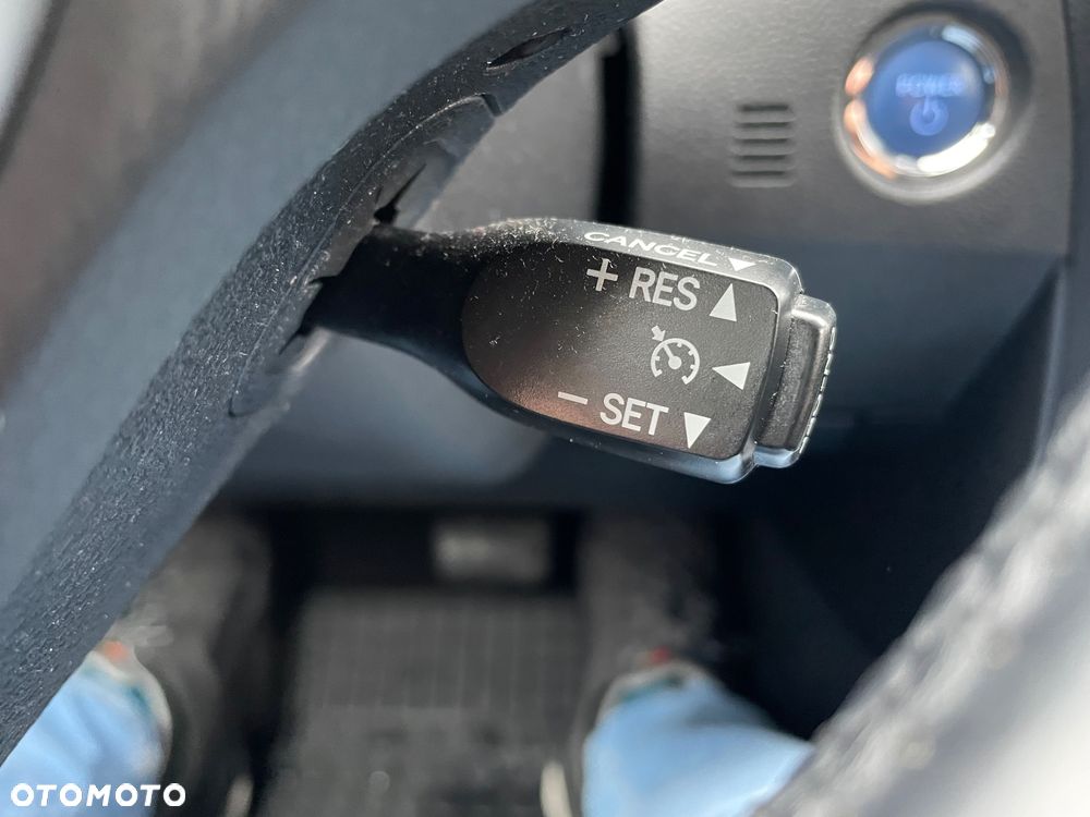 Toyota Auris 1.8 HSD Prestige - 20