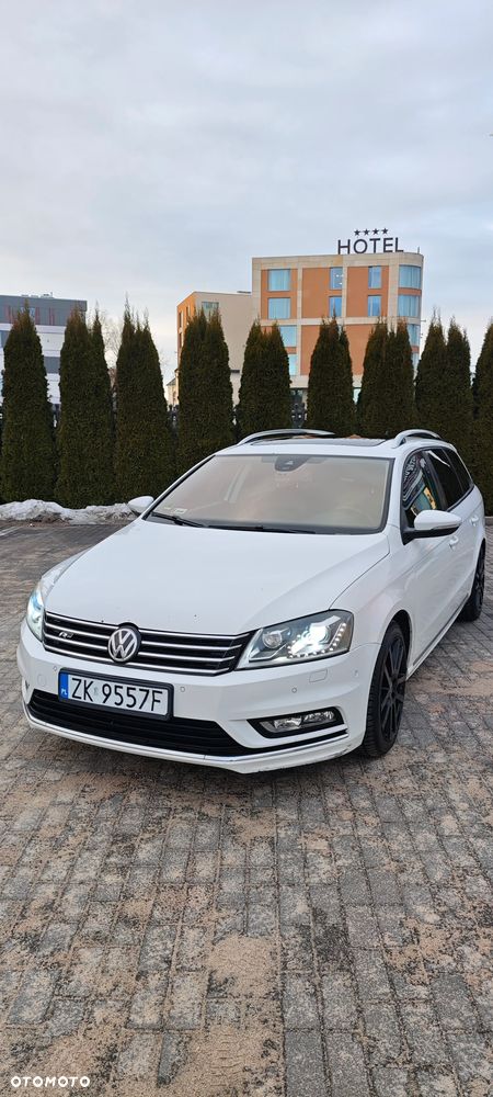 Volkswagen Passat 2.0 TDI Perfectline R-Style DSG - 2