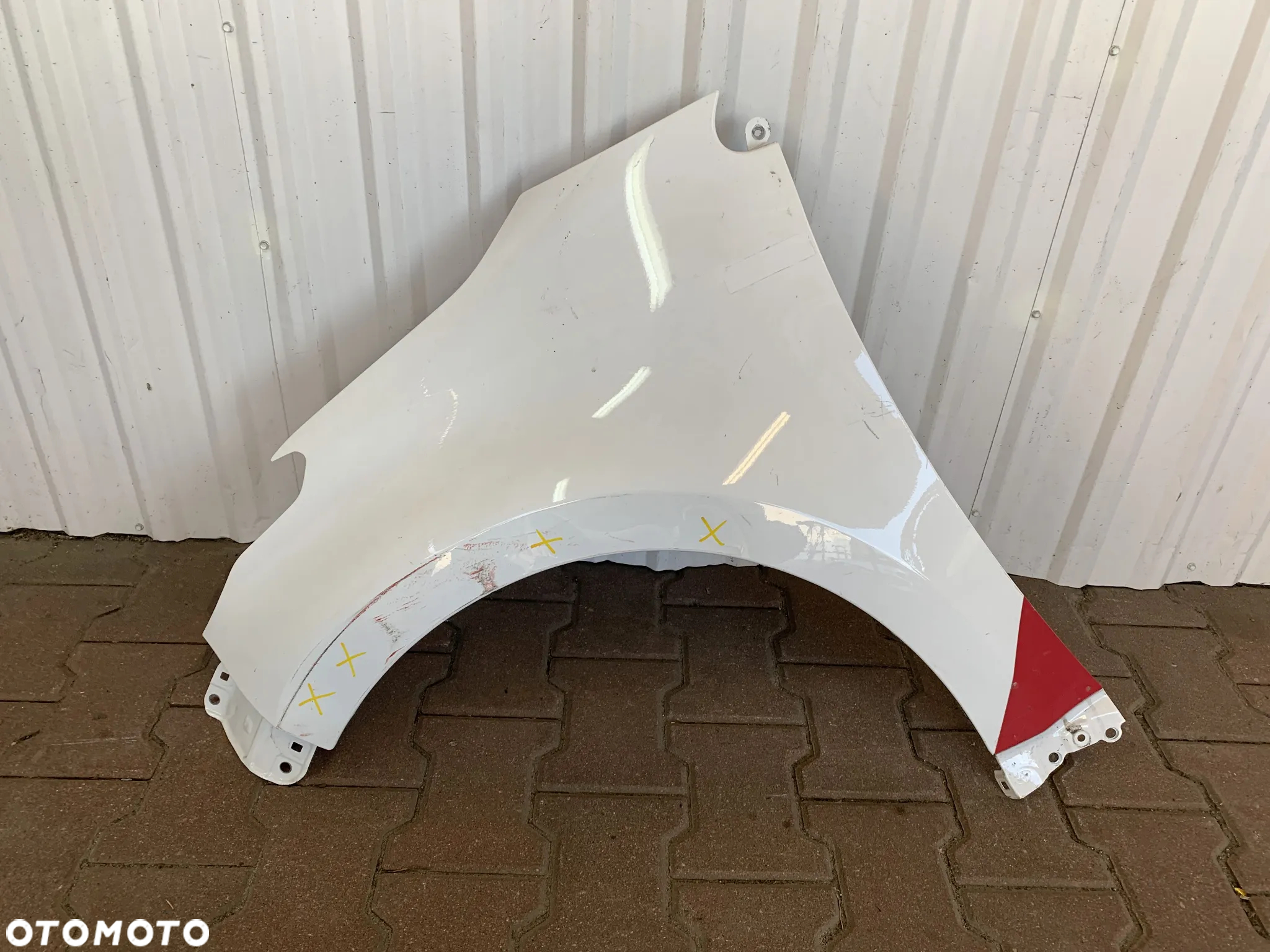 TOYOTA YARIS 4 IV 2020- BŁOTNIK LEWY PRZÓD PRZEDNI - 2