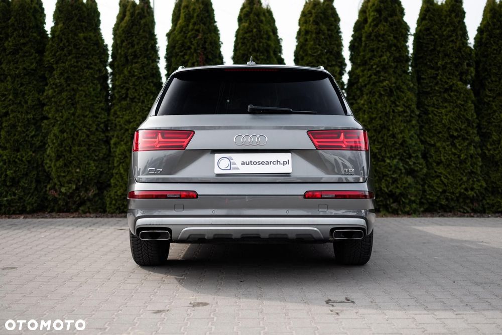 Audi Q7 - 5