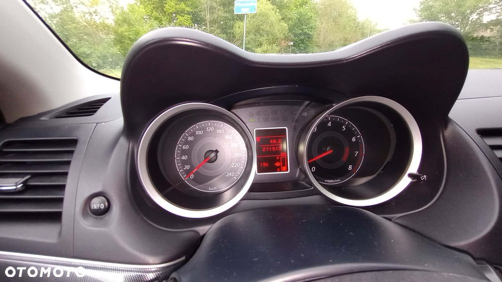 Mitsubishi Lancer 1.8 Instyle - 10