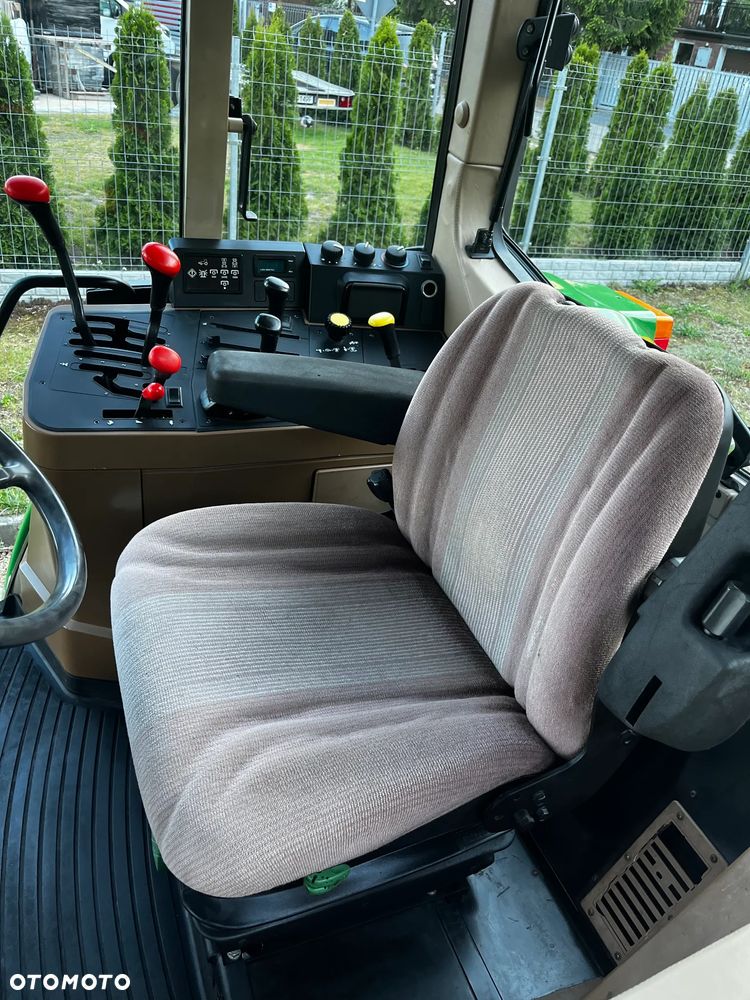 John Deere 6300 - 8
