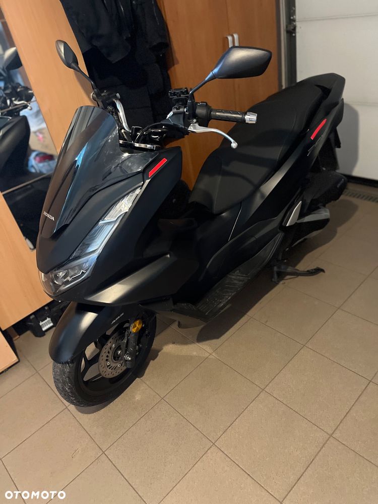 Honda PCX - 9