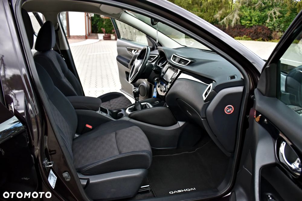 Nissan Qashqai 1.2 DIG-T N-Vision - 30