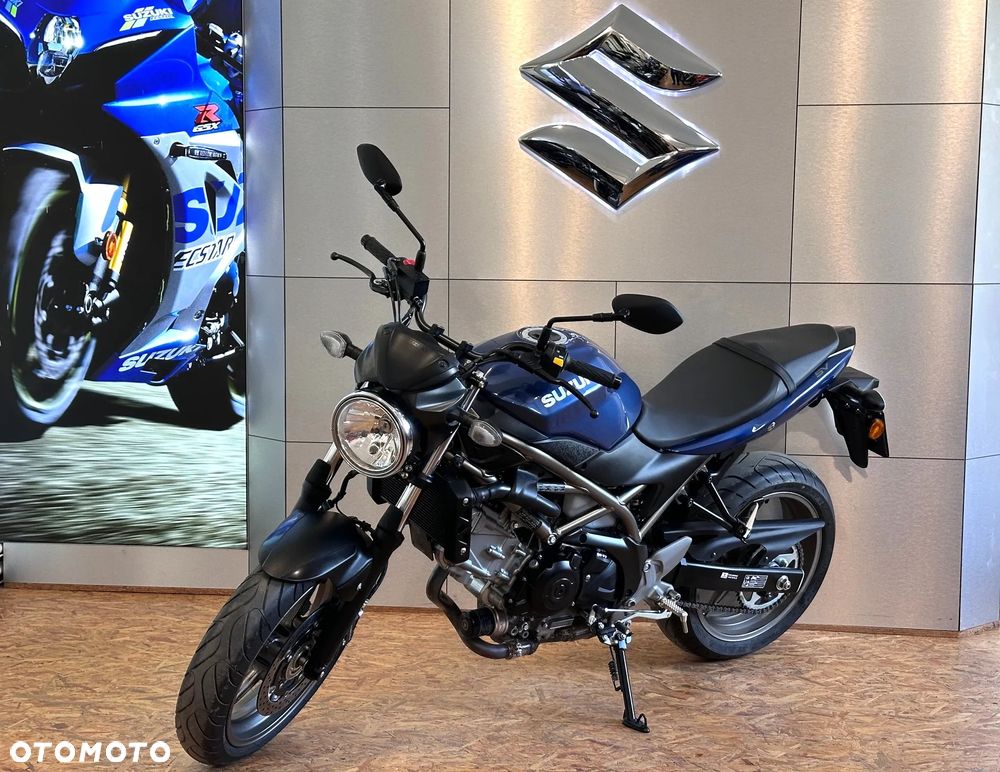 Suzuki SV - 11