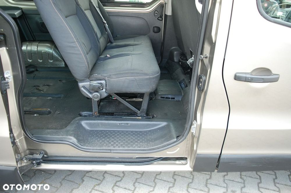 Renault Trafic - 26
