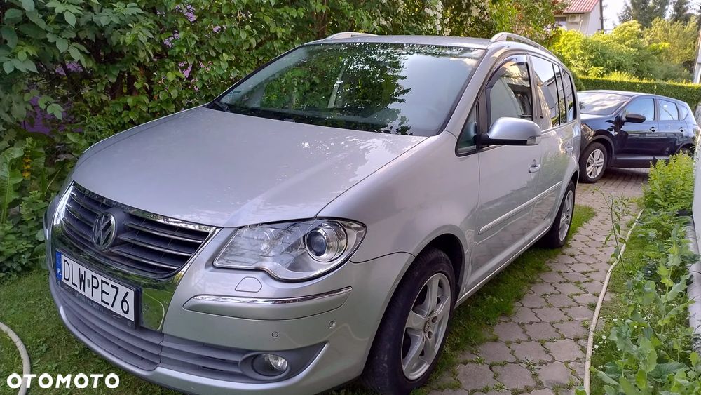 Volkswagen Touran - 2