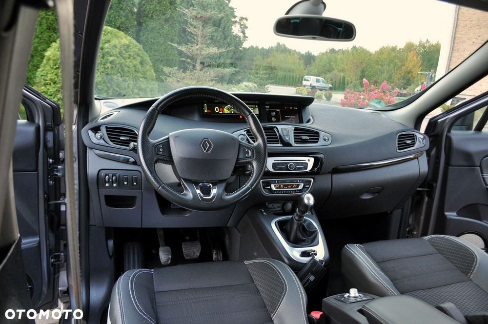 Renault Scenic 1.5 dCi Bose EDition - 30