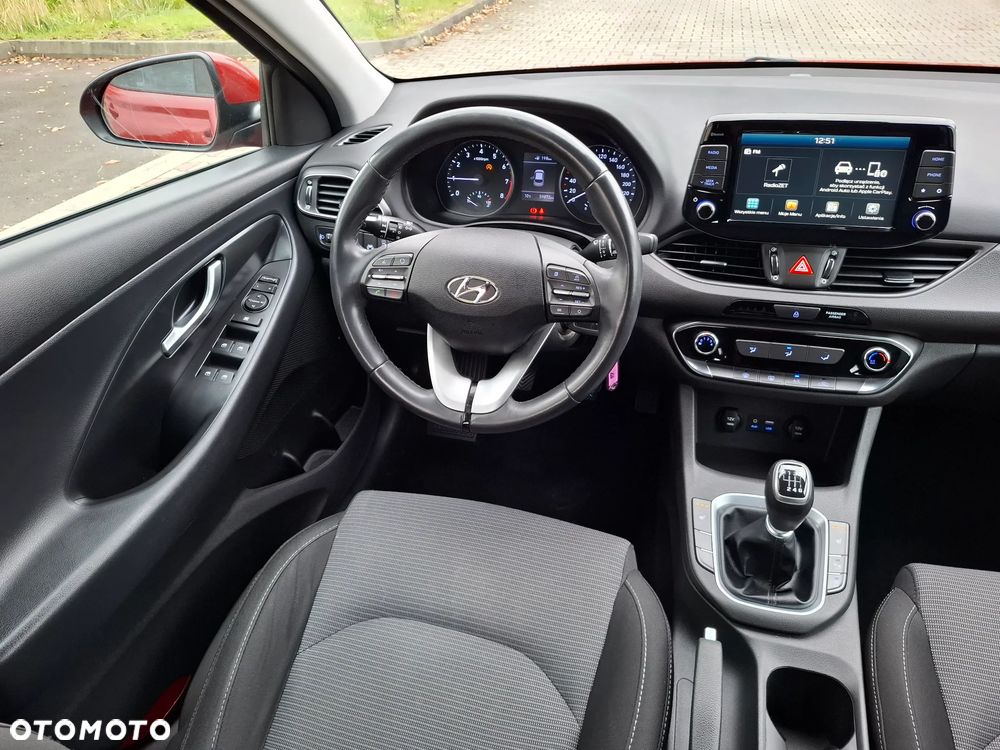 Hyundai i30 - 23