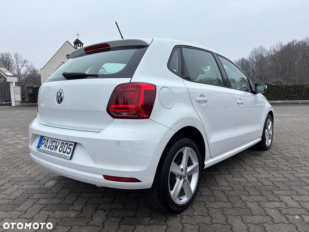 Volkswagen Polo 1.4 TDI Blue Motion Technology Lounge - 3