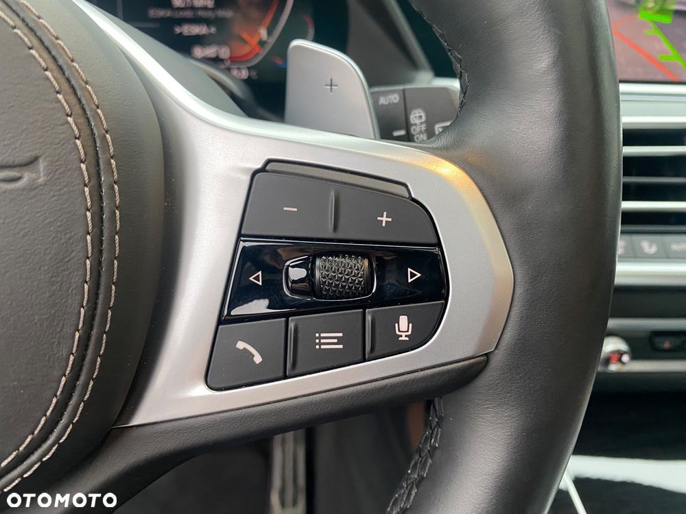 BMW X7 - 34