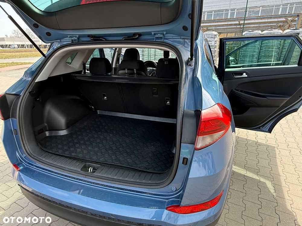 Hyundai Tucson blue 1.7 CRDi 2WD Passion - 23