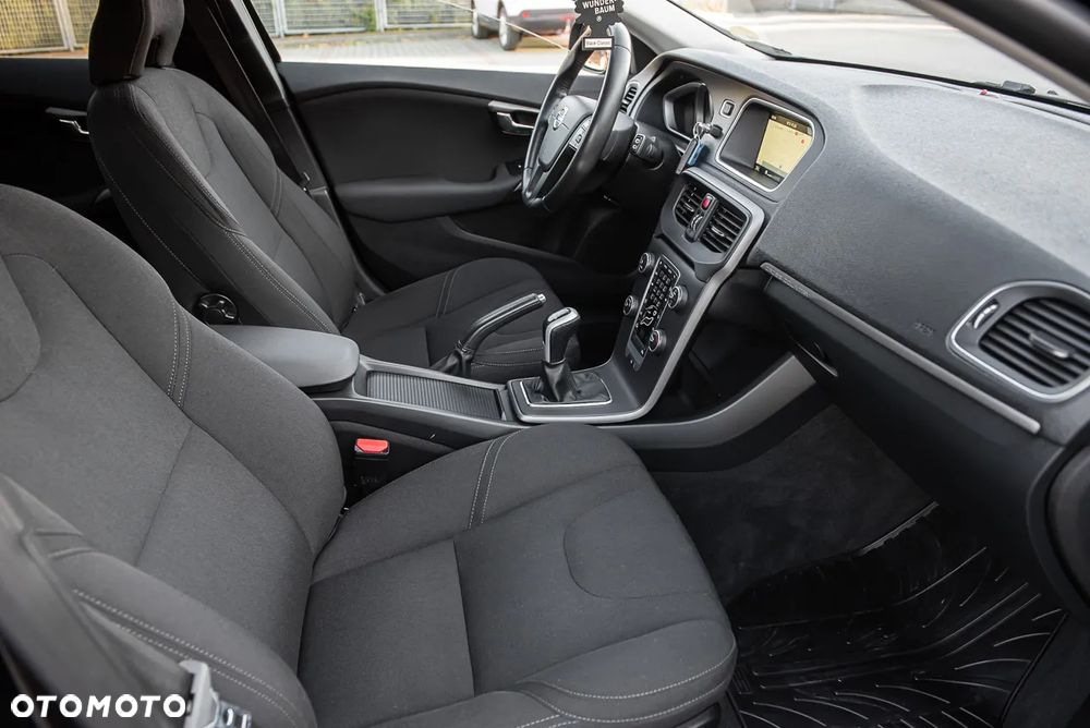 Volvo V40 Cross Country D2 Drive-E Kinetic - 29