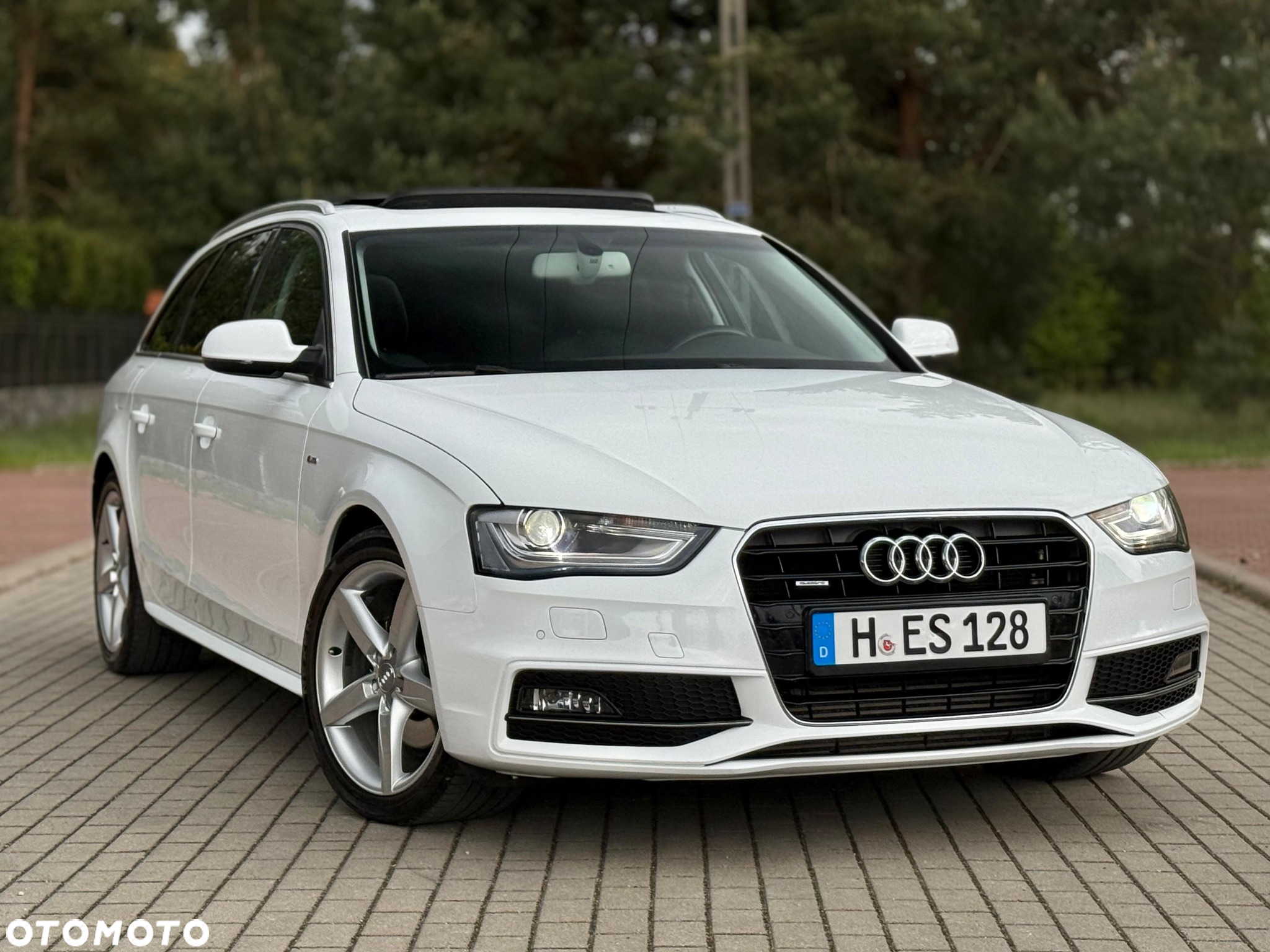 Audi A4 Avant 2.0 TDI DPF quattro S line Sportpaket - 2