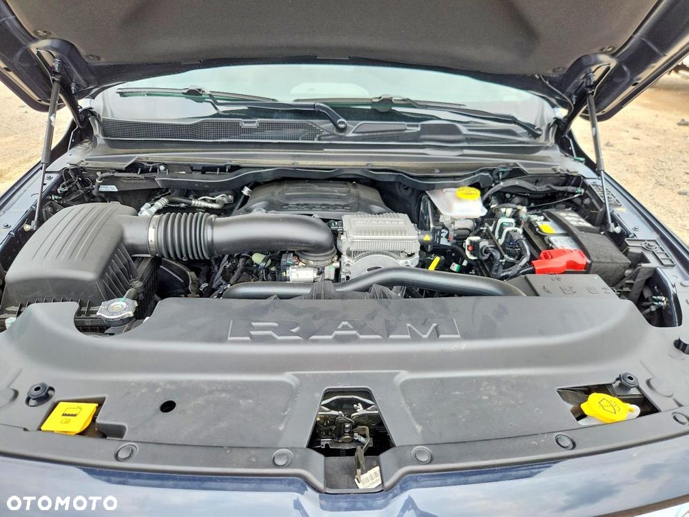Dodge RAM - 11