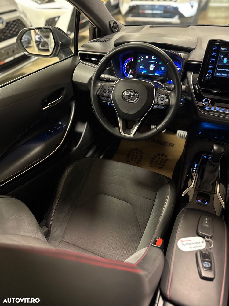 Toyota Corolla - 11