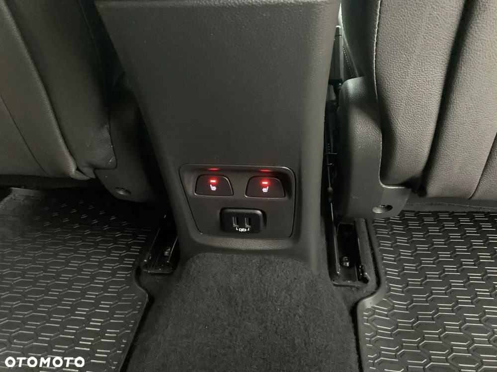 Opel Astra 1.4 Turbo Start/Stop Dynamic - 39