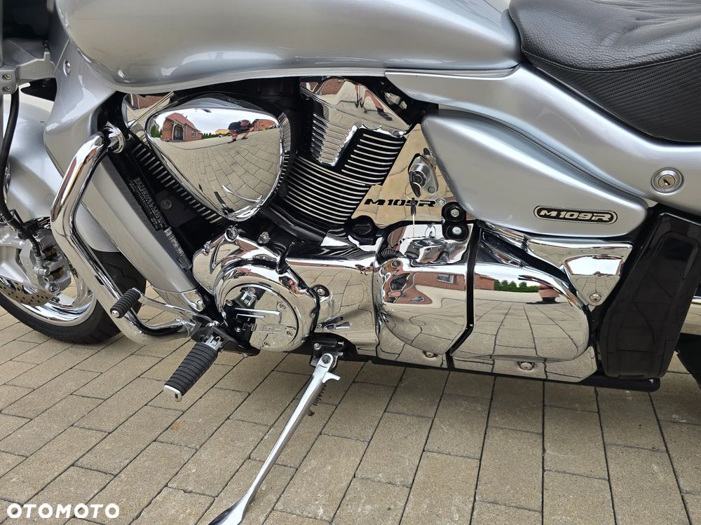 Suzuki Boulevard - 8
