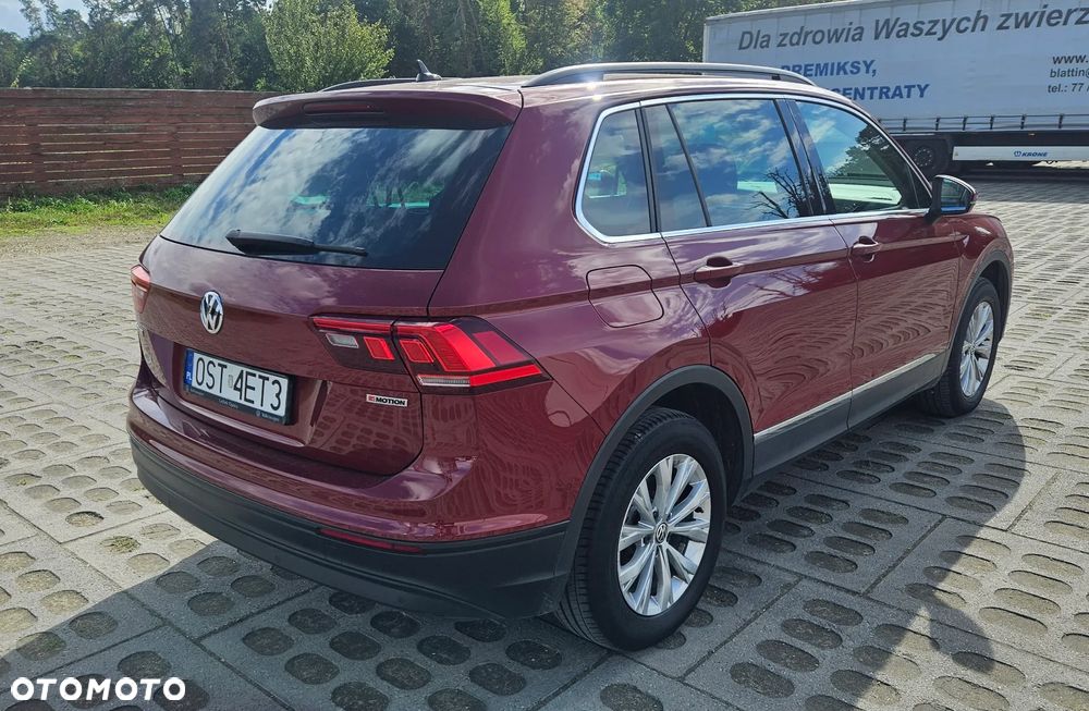 Volkswagen Tiguan - 4