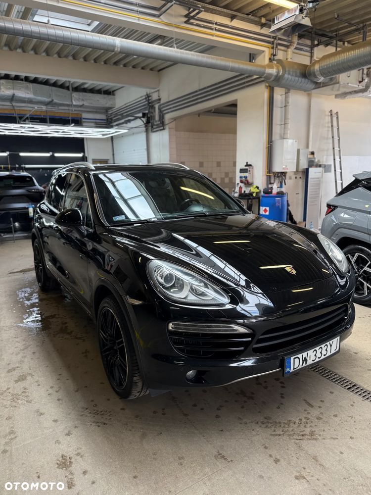 Porsche Cayenne - 2