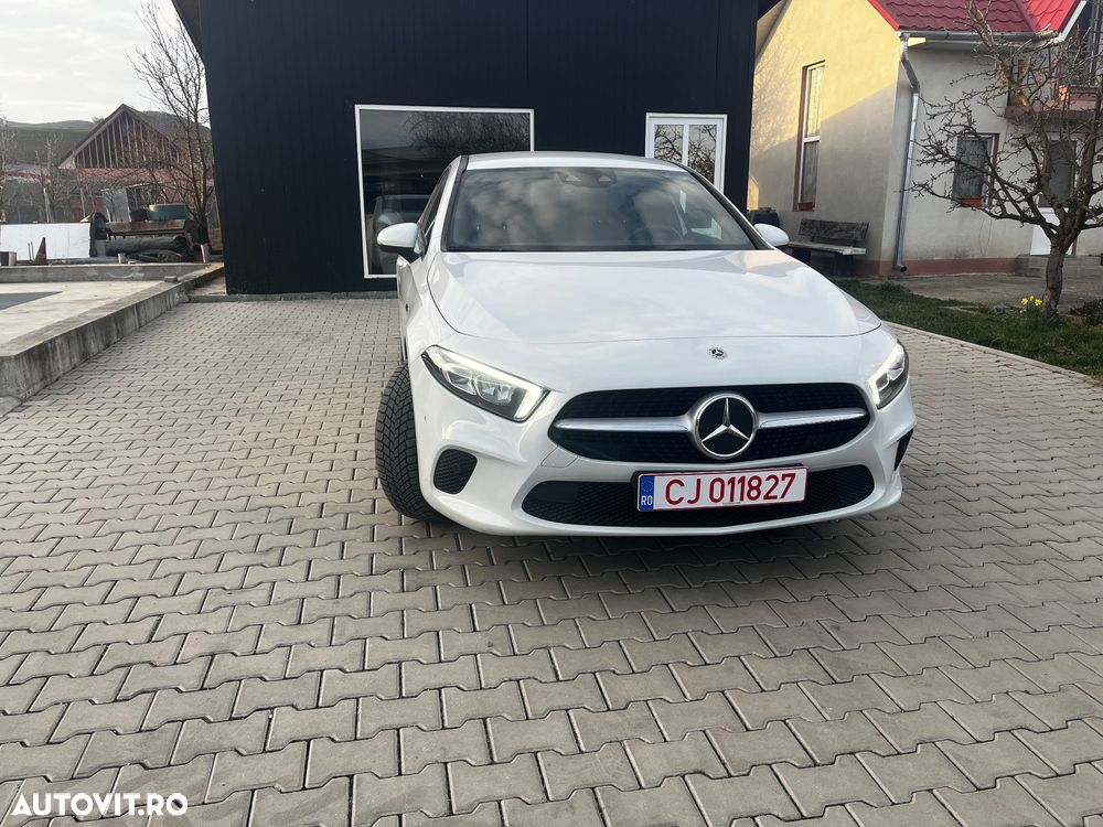 Mercedes-Benz A 250 e Sedan Aut. - 5