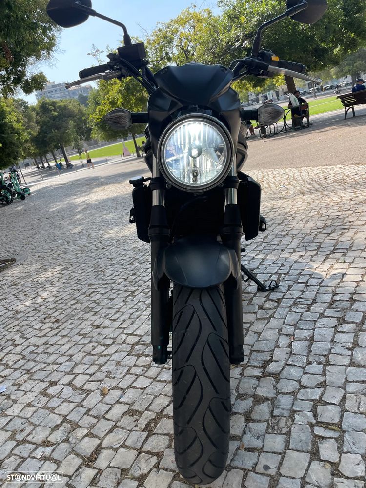 Suzuki SV SV 650 - 8
