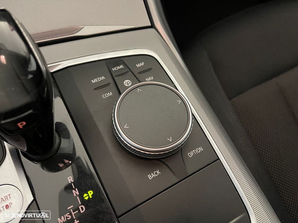 BMW 330 e Corporate Edition Auto - 31