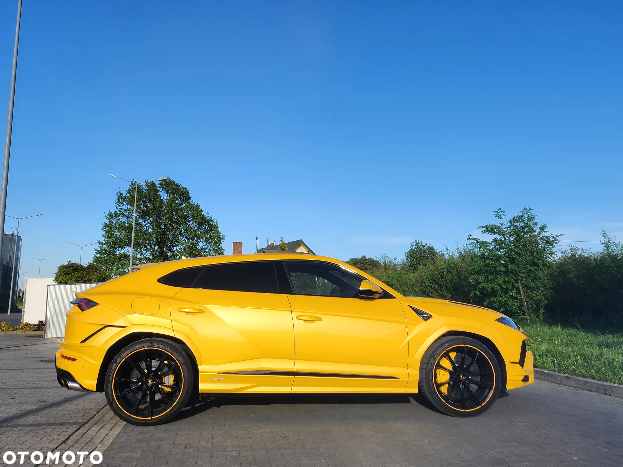 Lamborghini Urus - 4