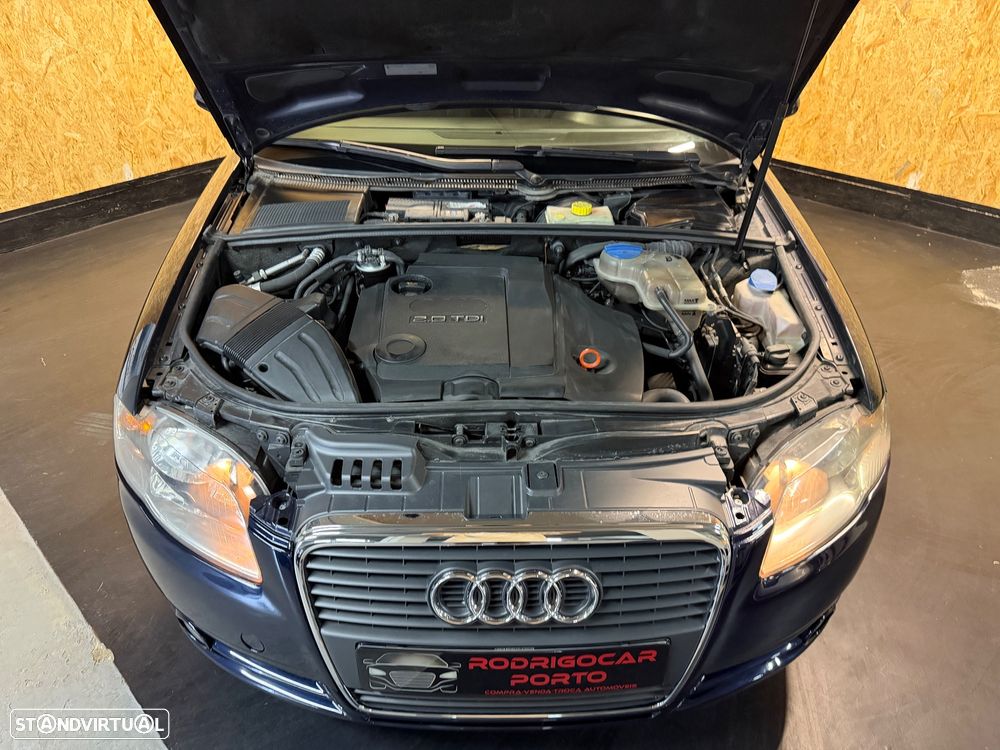 Audi A4 Avant 2.0 TDi S-line - 28