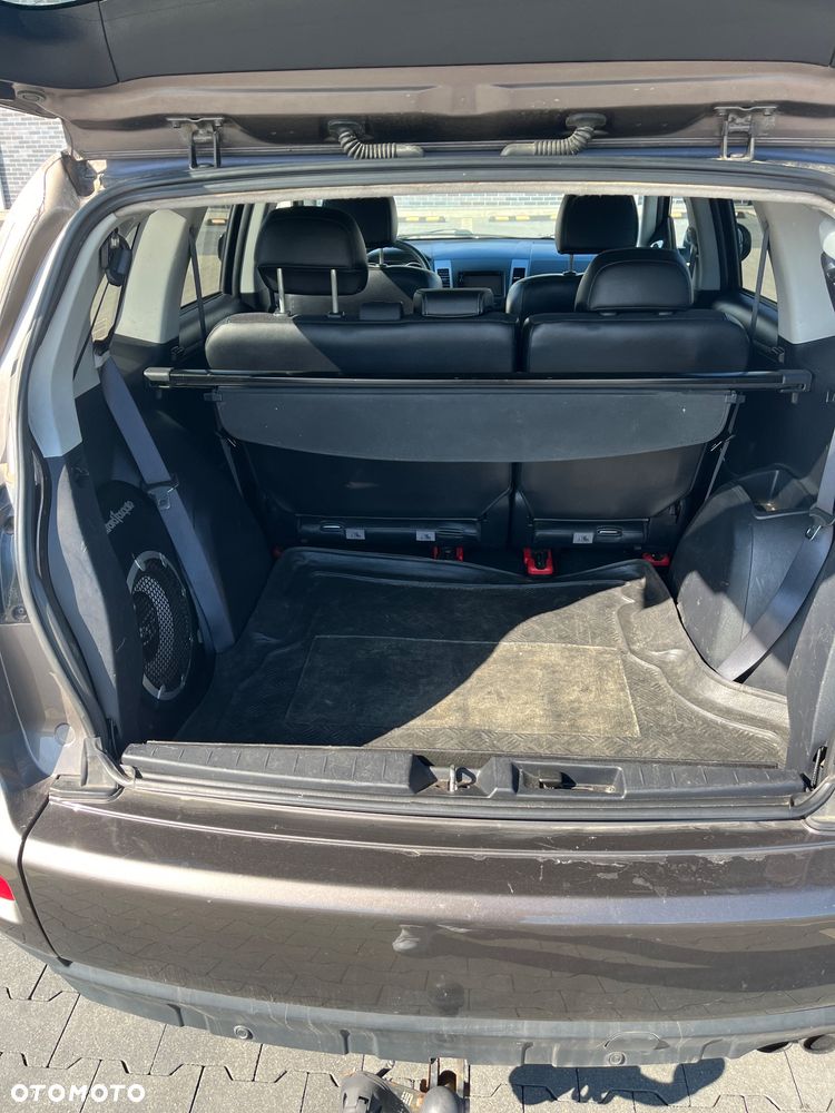 Mitsubishi Outlander 2.0 DID Instyle - 6