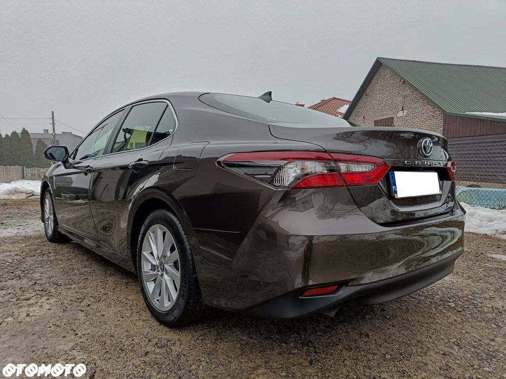 Toyota Camry 2.5 Hybrid Comfort CVT - 8