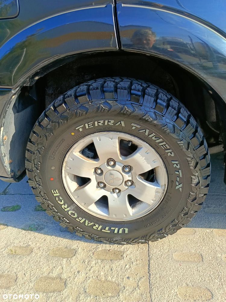 Mitsubishi Pajero - 31